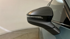 Volkswagen Passat 1.5 TSI eHybrid 272 R-Line 5dr DSG Estate